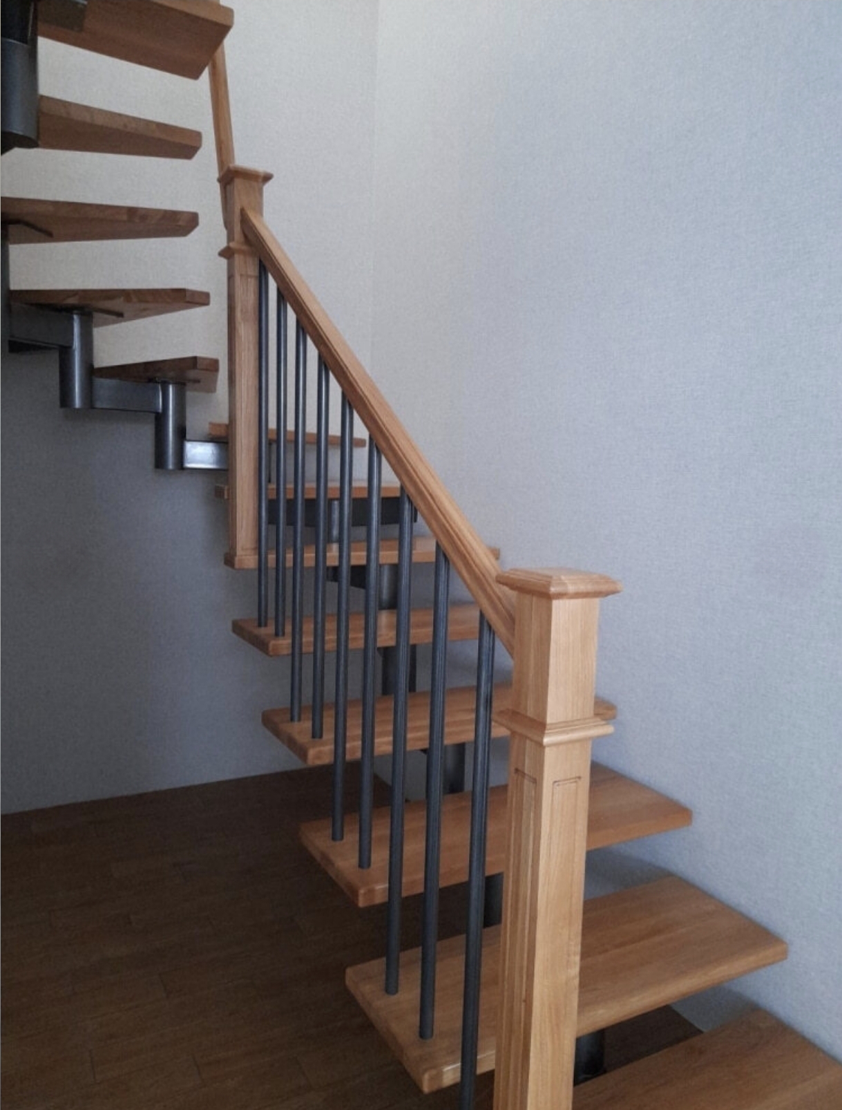 Holztreppen Wien - Treppenstufen aus Massivholz nach Maß